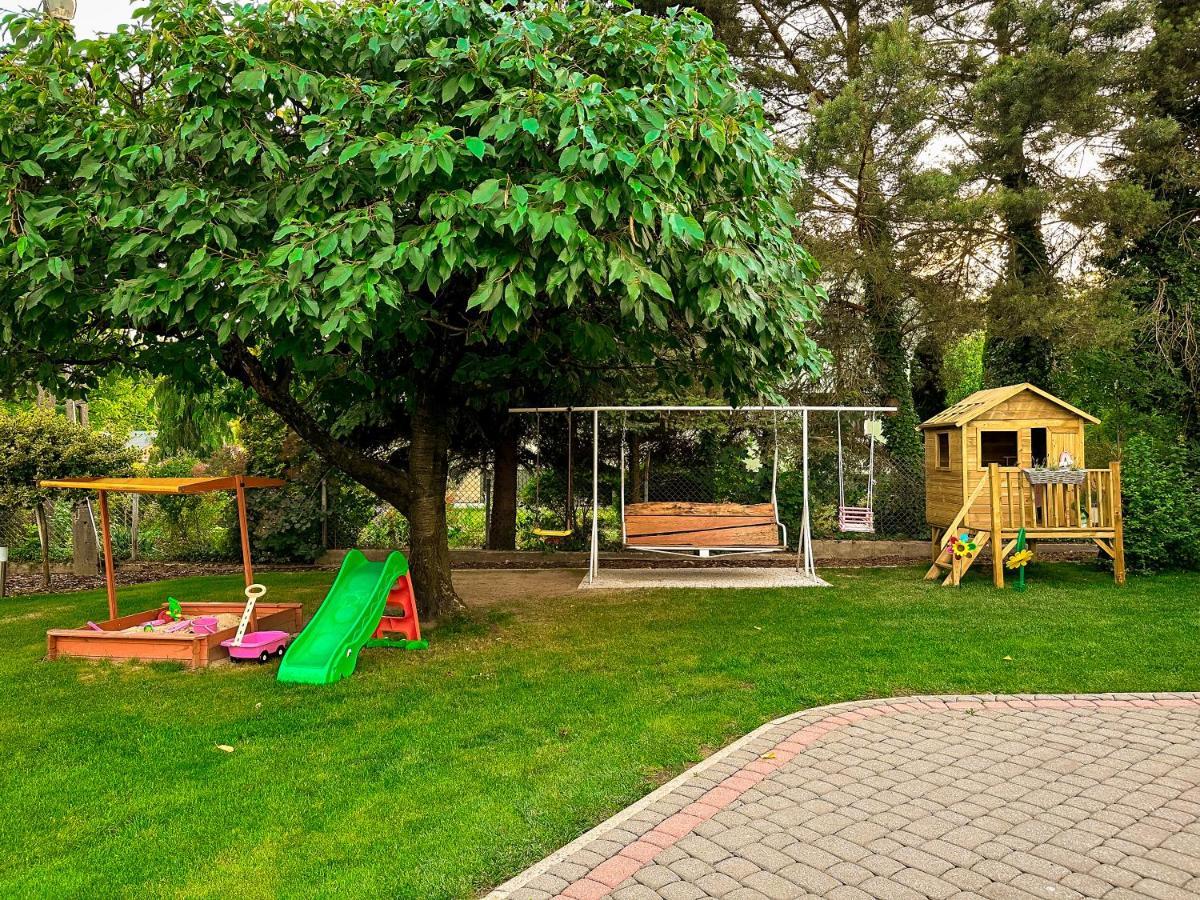 Apartamenty 72 - Agroturystyka Wola Pekoszewska Luaran gambar